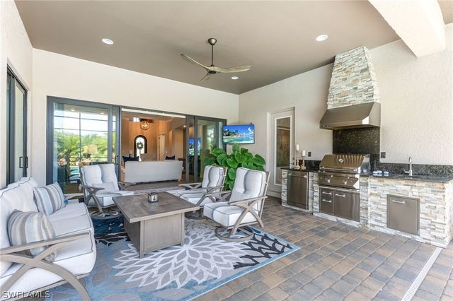 6818 Canwick Cove CIR, Naples, FL 34113