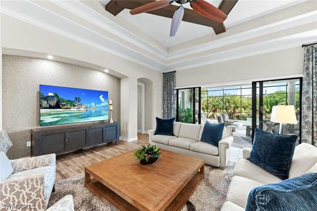 6818 Canwick Cove CIR, Naples, FL 34113