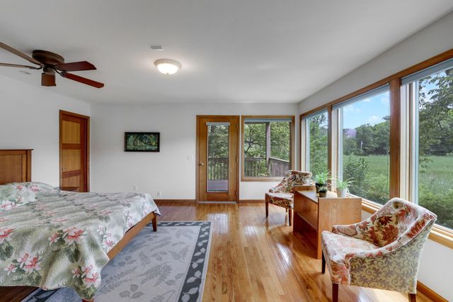 502 Shoreline Drive, Wayzata, MN 55391