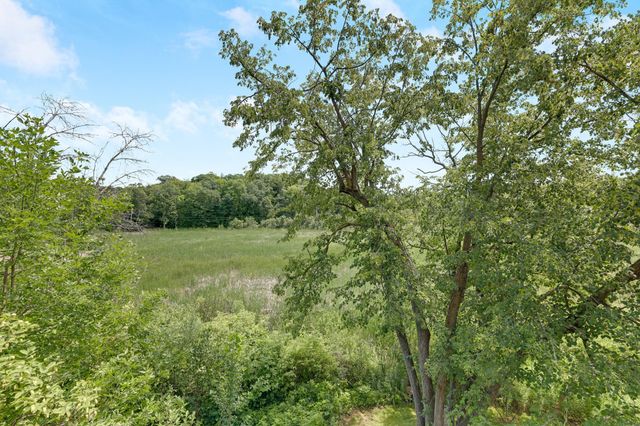 502 Shoreline Drive, Wayzata, MN 55391