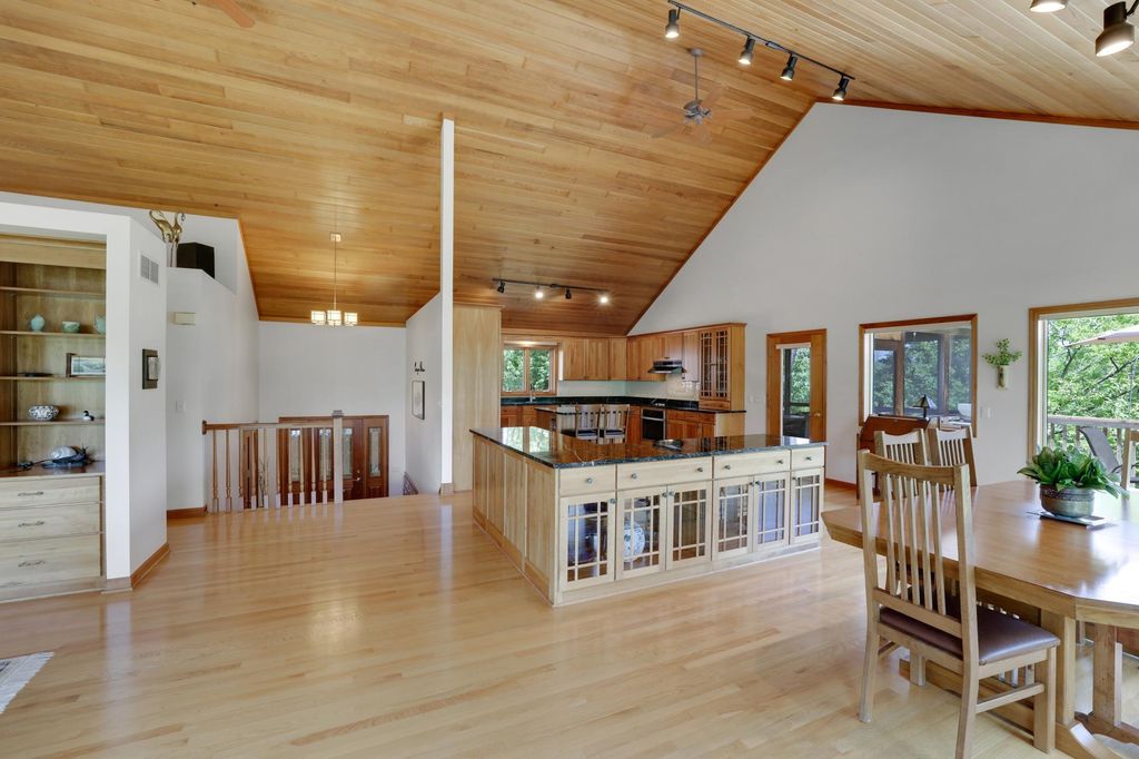 502 Shoreline Drive, Wayzata, MN 55391 — photo 4