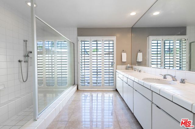 16617 Park Lane Circle, Los Angeles, CA 90049