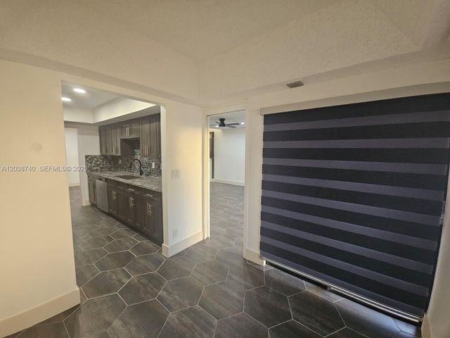 11696 NW 20th Drive 11696, Coral Springs, FL 33071