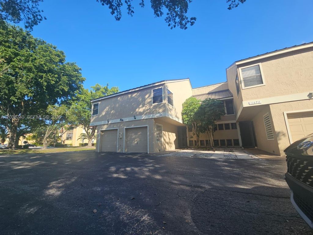 11696 NW 20th Drive 11696, Coral Springs, FL 33071