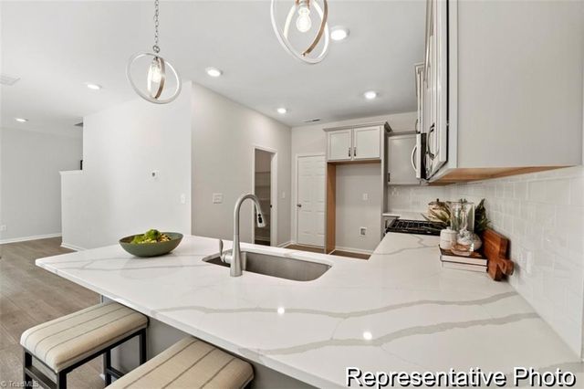 678 Mint Hill Circle 57, Winston-salem, NC 27106