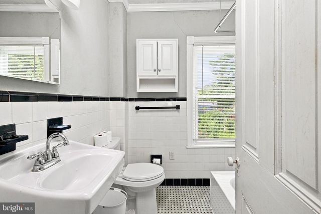 517 LECONEY AVE, Palmyra, NJ 08065