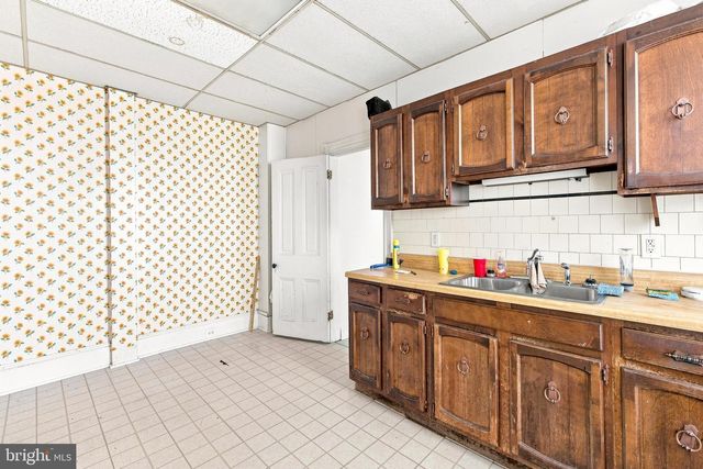 517 LECONEY AVE, Palmyra, NJ 08065