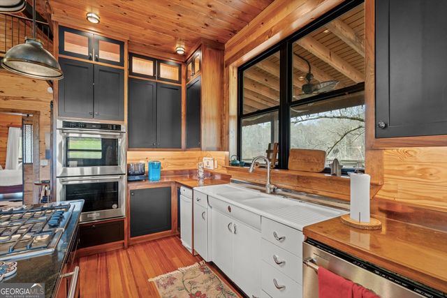 976 Salem Church Road, Carrollton, GA 30117