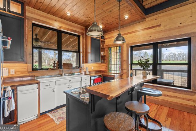 976 Salem Church Road, Carrollton, GA 30117