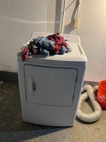 15758 Hubbell Street, Detroit, MI 48227