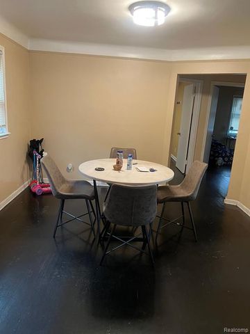 15758 Hubbell Street, Detroit, MI 48227