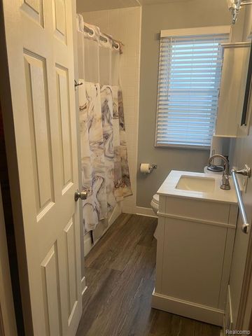 15758 Hubbell Street, Detroit, MI 48227