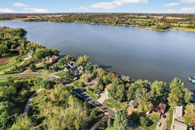 4648 S Lake Sarah Drive, Maple Plain, MN 55359