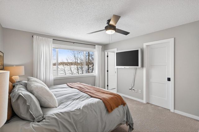 4648 S Lake Sarah Drive, Maple Plain, MN 55359