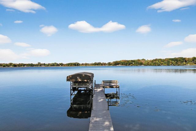 4648 S Lake Sarah Drive, Maple Plain, MN 55359