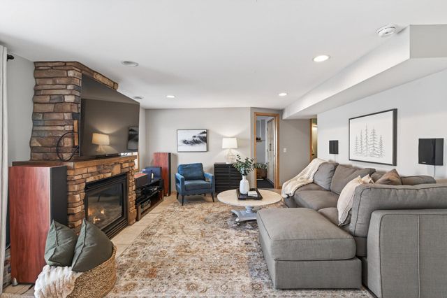 4648 S Lake Sarah Drive, Maple Plain, MN 55359