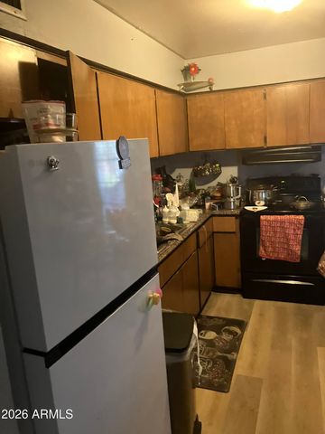 4214 W Lewis Avenue, Phoenix, AZ 85009