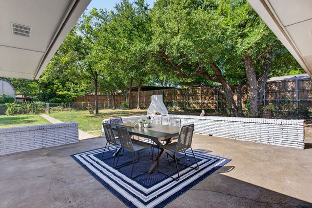 716 Mayrant Drive, Dallas, TX 75224