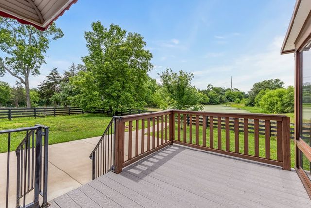 905 Hickory Hills Dr, Franklin, TN 37067