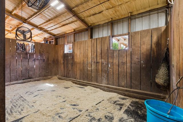 905 Hickory Hills Dr, Franklin, TN 37067