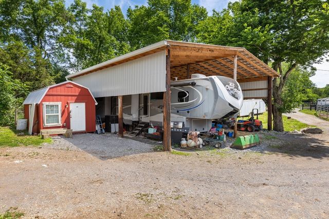 905 Hickory Hills Dr, Franklin, TN 37067