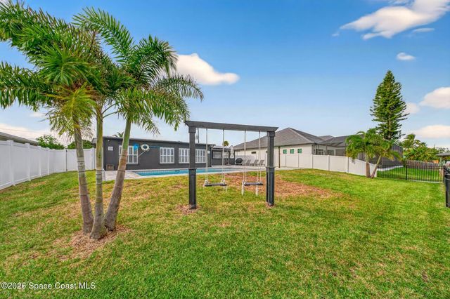 113 Deleon Road, Cocoa Beach, FL 32931