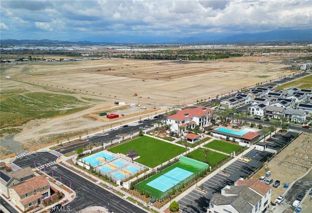 16083 Sunshine, Chino, CA 91708