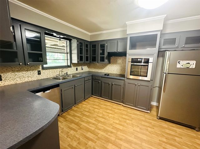 202 Wanda Drive, Winnsboro, TX 75494