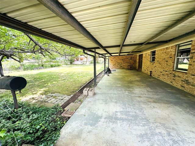 202 Wanda Drive, Winnsboro, TX 75494