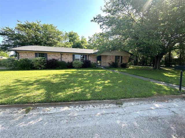 202 Wanda Drive, Winnsboro, TX 75494