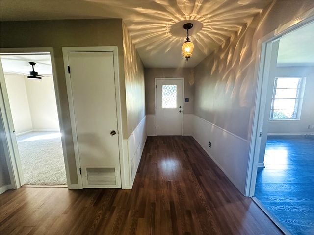 202 Wanda Drive, Winnsboro, TX 75494