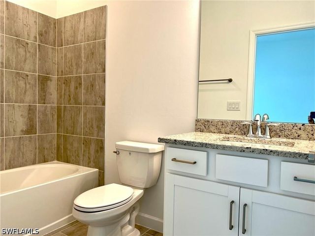 10525 Timber Creek DR, Fort Myers, FL 33913