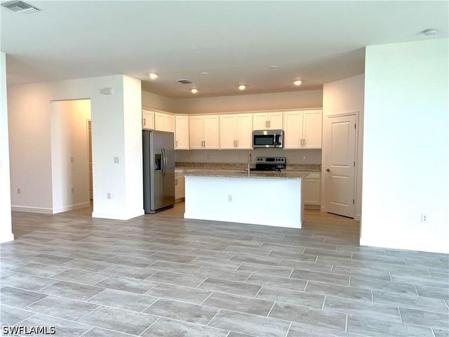 10525 Timber Creek DR, Fort Myers, FL 33913