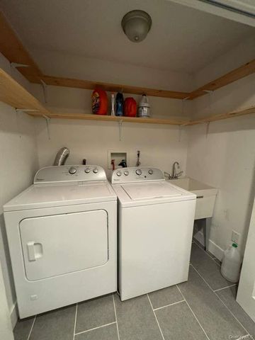 182 Beach 125th Street 1G, Rockaway Park, NY 11694