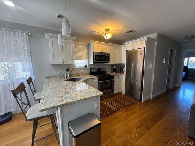 182 Beach 125th Street 1G, Rockaway Park, NY 11694