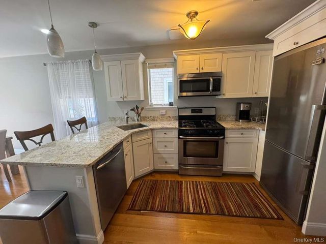 182 Beach 125th Street 1G, Rockaway Park, NY 11694