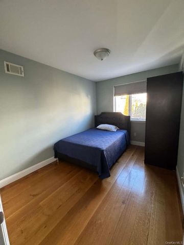 182 Beach 125th Street 1G, Rockaway Park, NY 11694