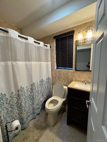 182 Beach 125th Street 1G, Rockaway Park, NY 11694