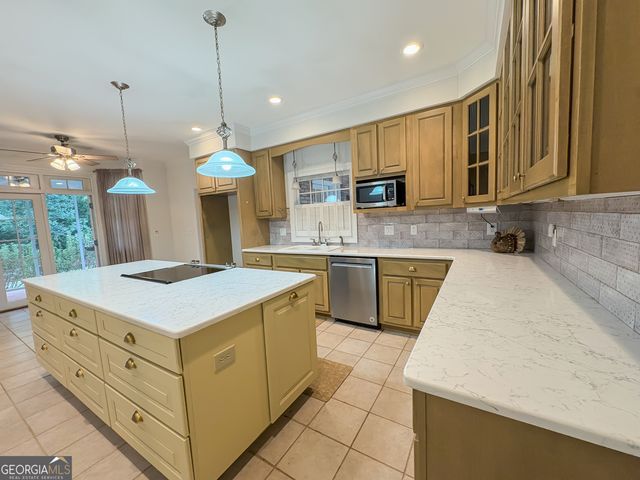 1155 Co Rd 517, Lanett, AL 36863