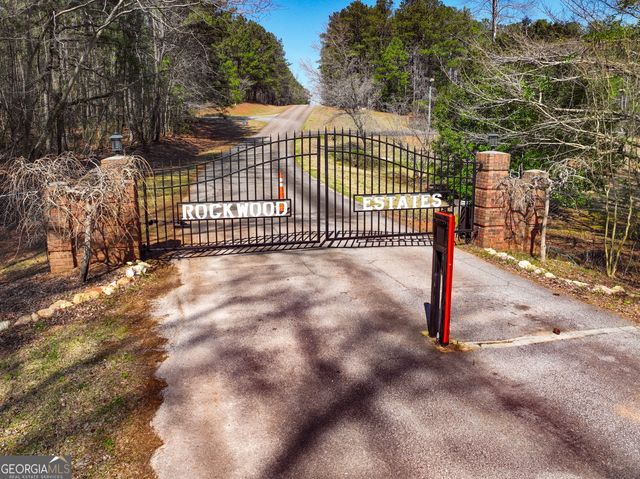 1155 Co Rd 517, Lanett, AL 36863