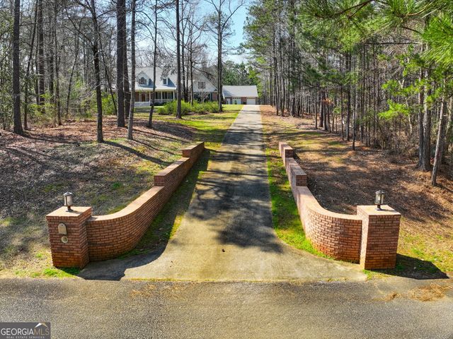 1155 Co Rd 517, Lanett, AL 36863