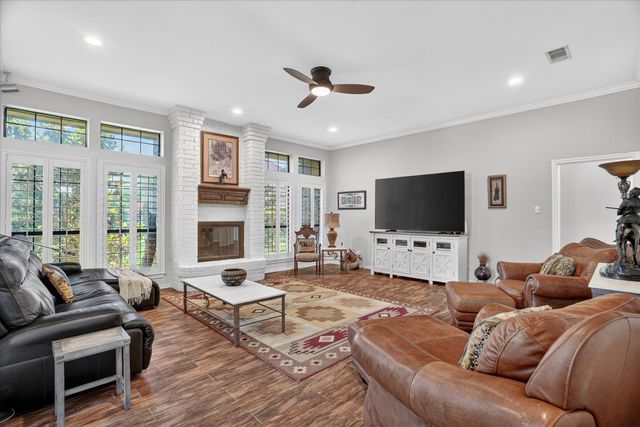 1408 W Cleburne Road, Crowley, TX 76036