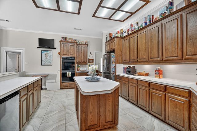 1408 W Cleburne Road, Crowley, TX 76036