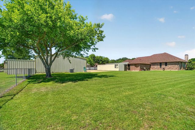 1408 W Cleburne Road, Crowley, TX 76036