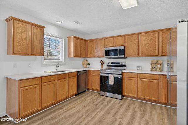 253 Haywood Court, Leland, NC 28451