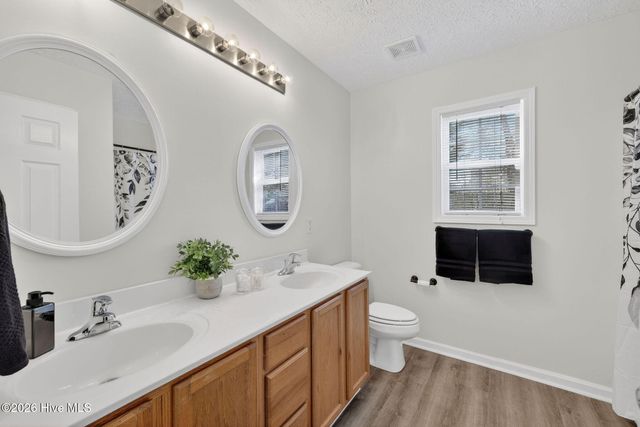 253 Haywood Court, Leland, NC 28451