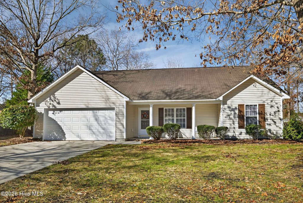 253 Haywood Court, Leland, NC 28451
