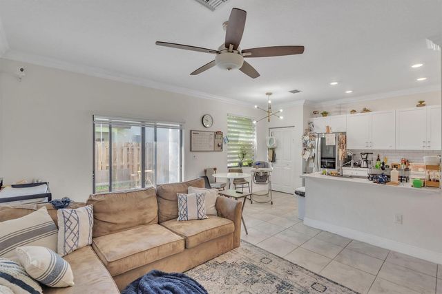 230 NE 208th Terrace 230, North Miami Beach, FL 33179