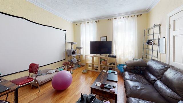 24 Maverick St. 1, Boston, MA 02128