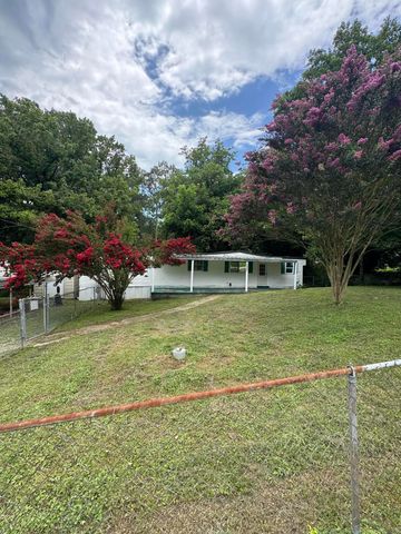 1432 Thrasher Pike, Hixson, TN 37343